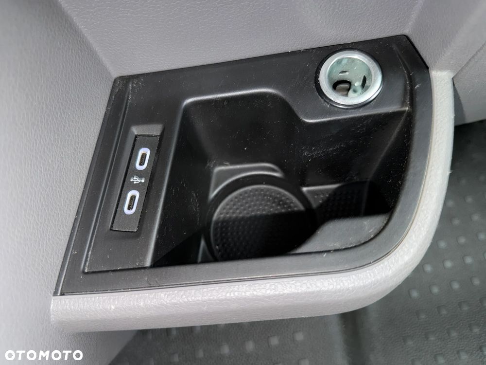 Volkswagen Transporter - 20