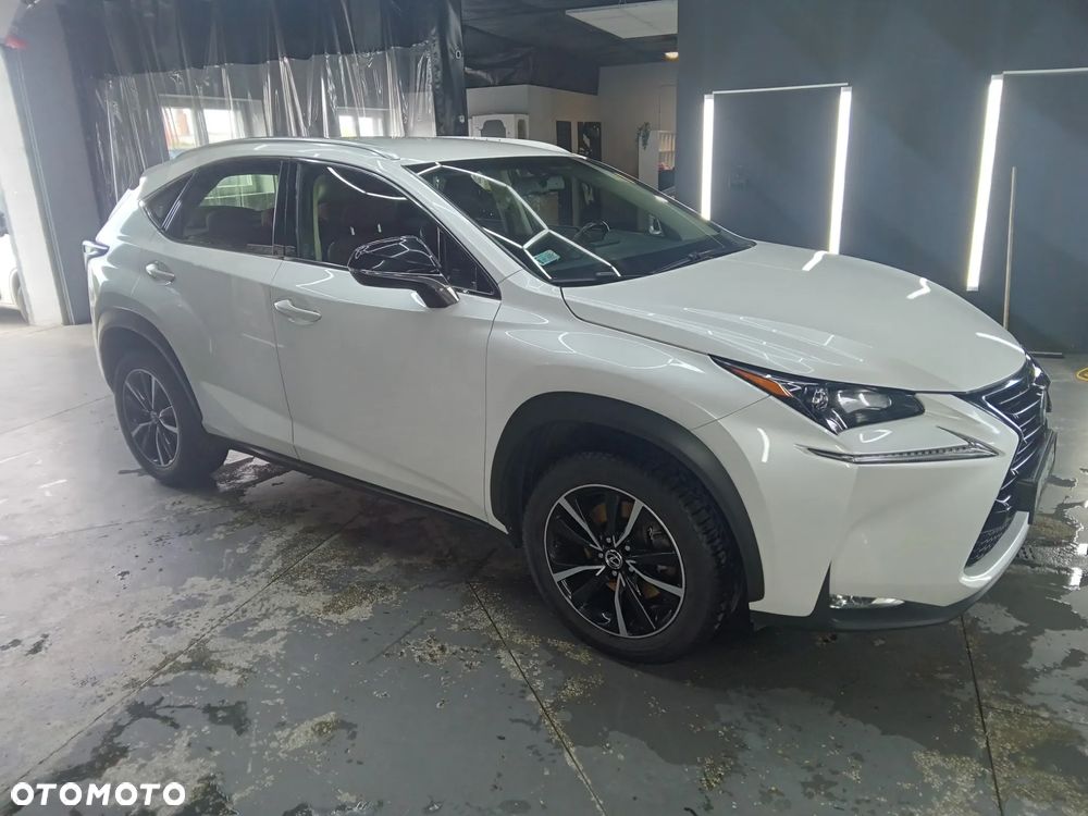 Lexus NX 200t Elite AWD - 14