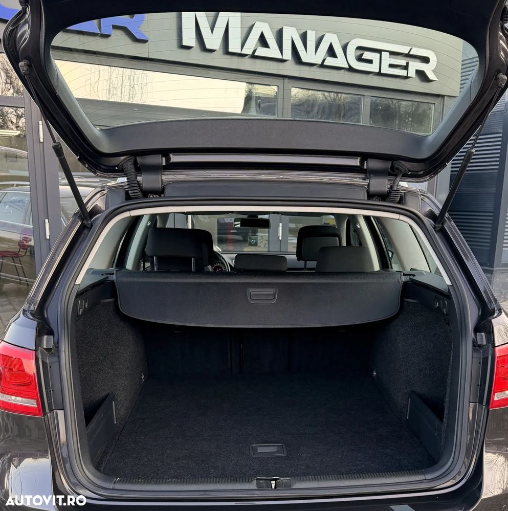 Volkswagen Passat 2.0 TDI BlueMotion Technology DPF Comfortline - 12