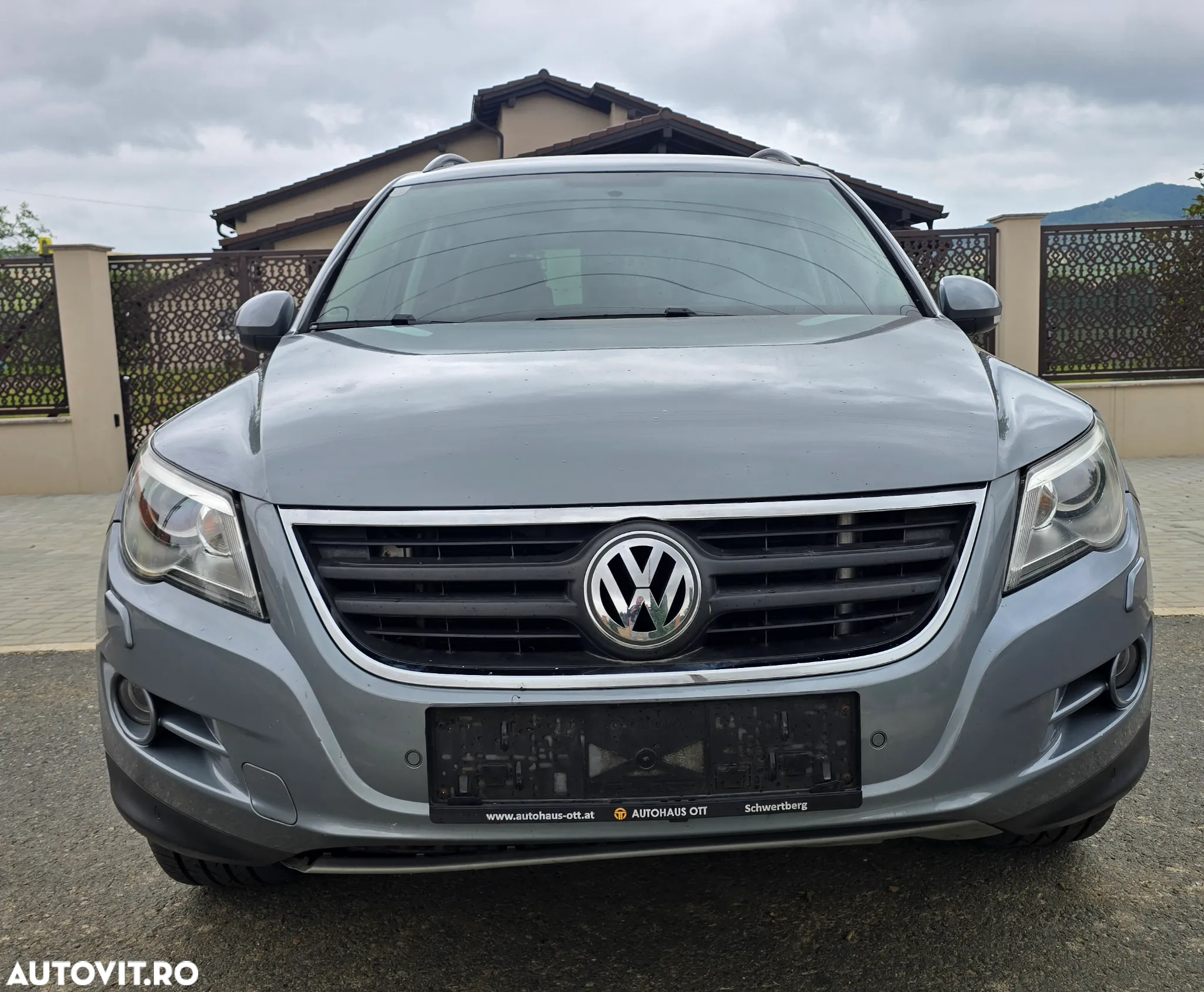 Volkswagen Tiguan 2.0 TDI 4Motion Sport & Style - 2