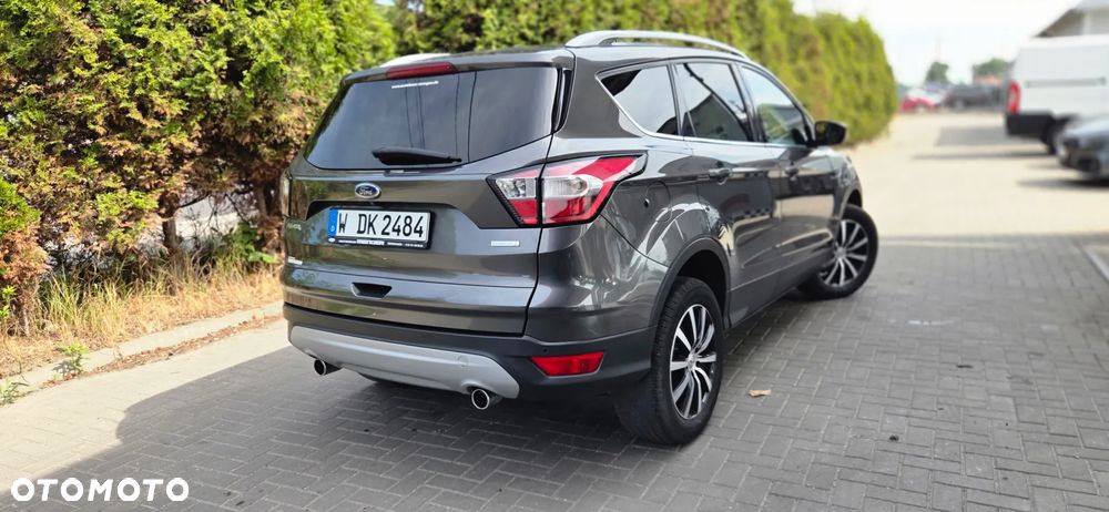 Ford Kuga 1.5 EcoBoost 2x4 Titanium - 14
