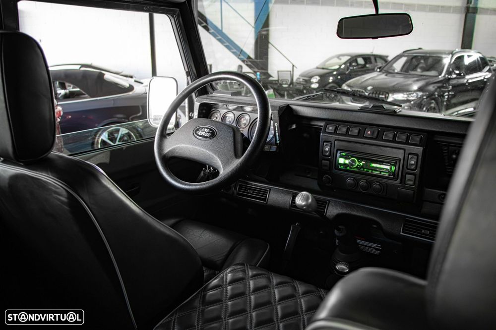 Land Rover Defender 130 2.5 TD5 Crew Cab - 17