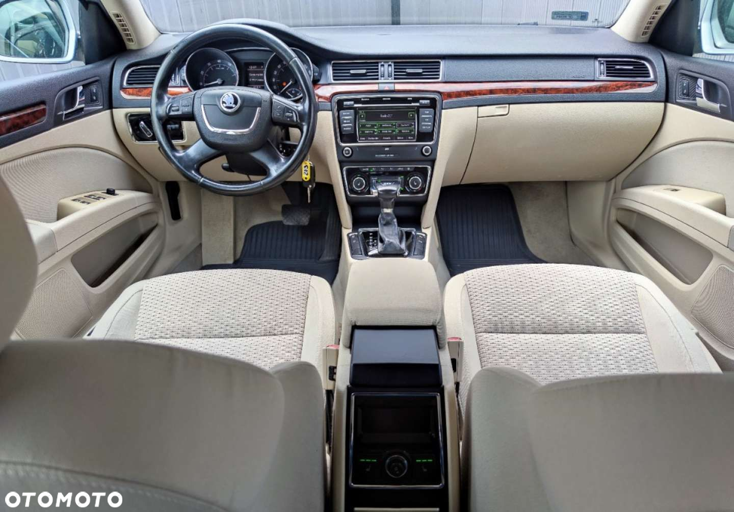 Skoda Superb 2.0 TSI Elegance Outdoor DSG - 25