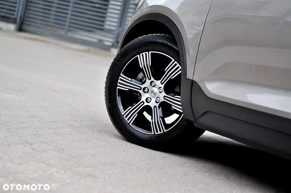 Volvo XC 40 T3 Inscription - 17