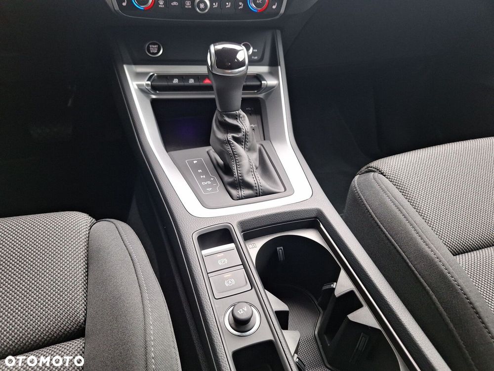 Audi Q3 35 TFSI mHEV Advanced S tronic - 17