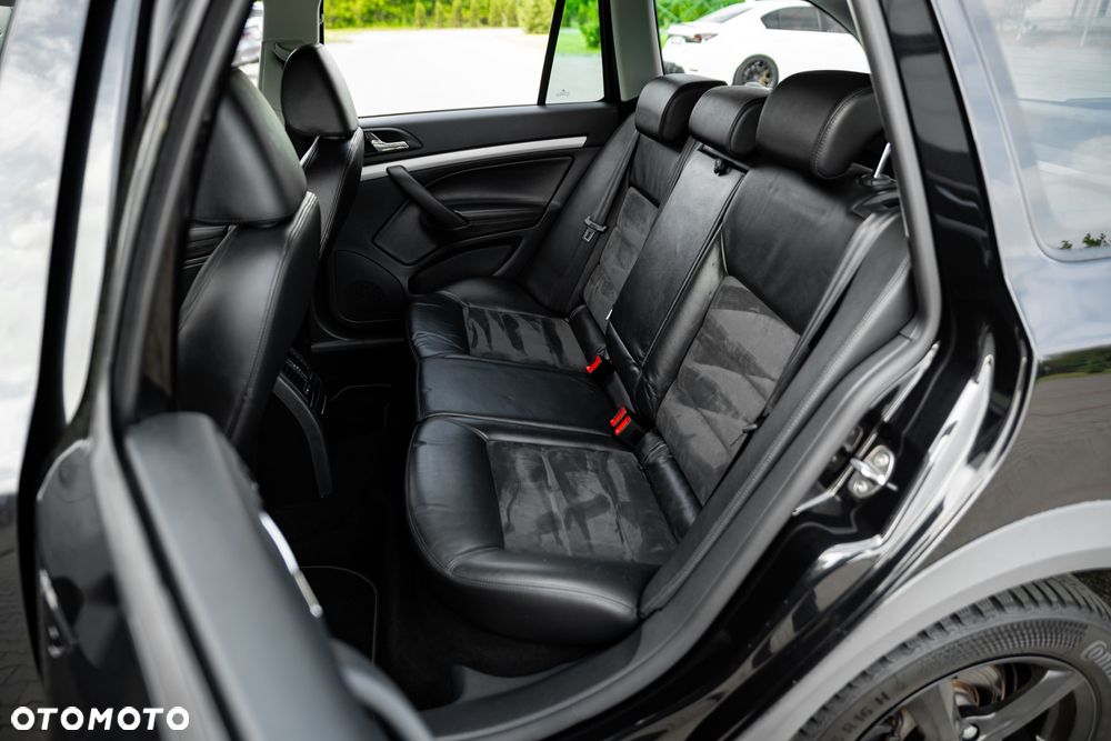 Skoda Octavia 2.0 TDI DPF 4x4 DSG Scout - 6