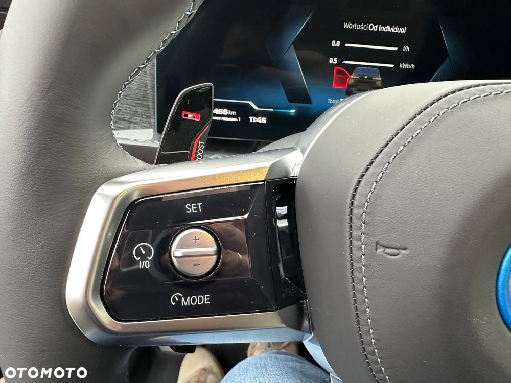 BMW Seria 7 M760e PHEV xDrive sport - 14