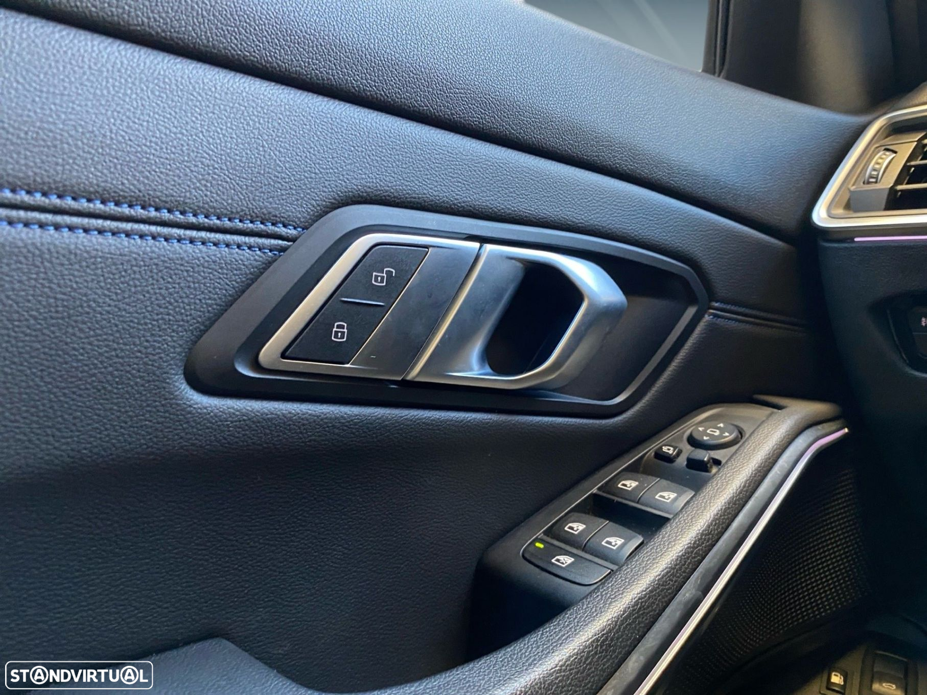 BMW 330 e Touring Pack M Auto - 17
