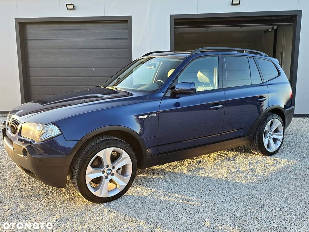 BMW X3 3.0i - 4