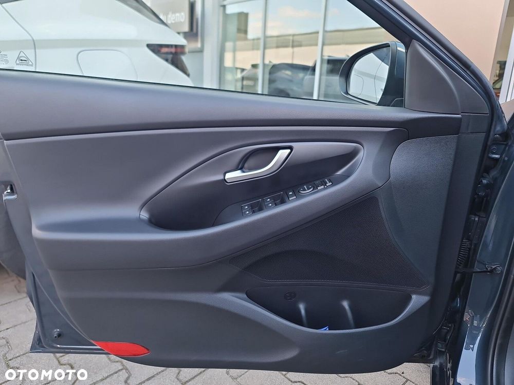 Hyundai i30 1.5 T-GDI 48V Modern - 9