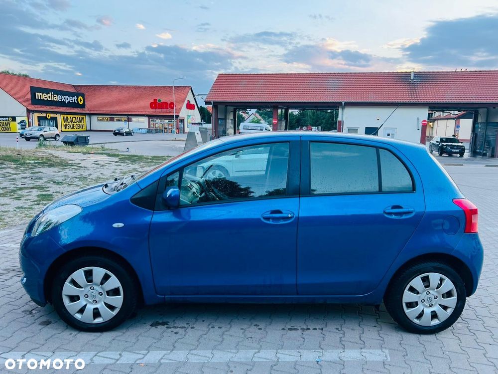 Toyota Yaris - 9