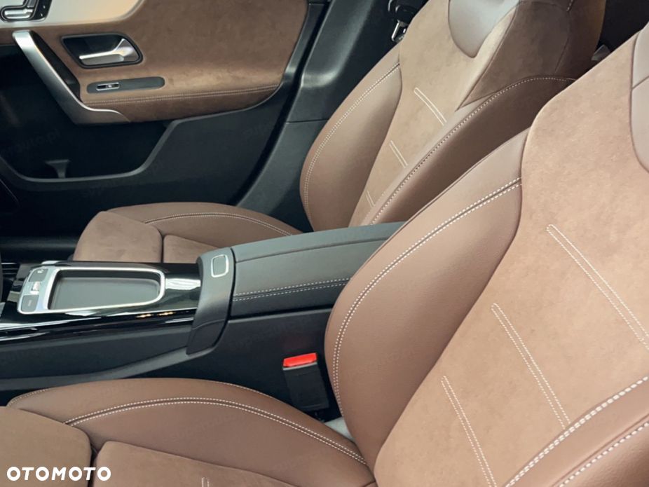 Mercedes-Benz Klasa A 45 S AMG 4-Matic 8G-DCT - 6