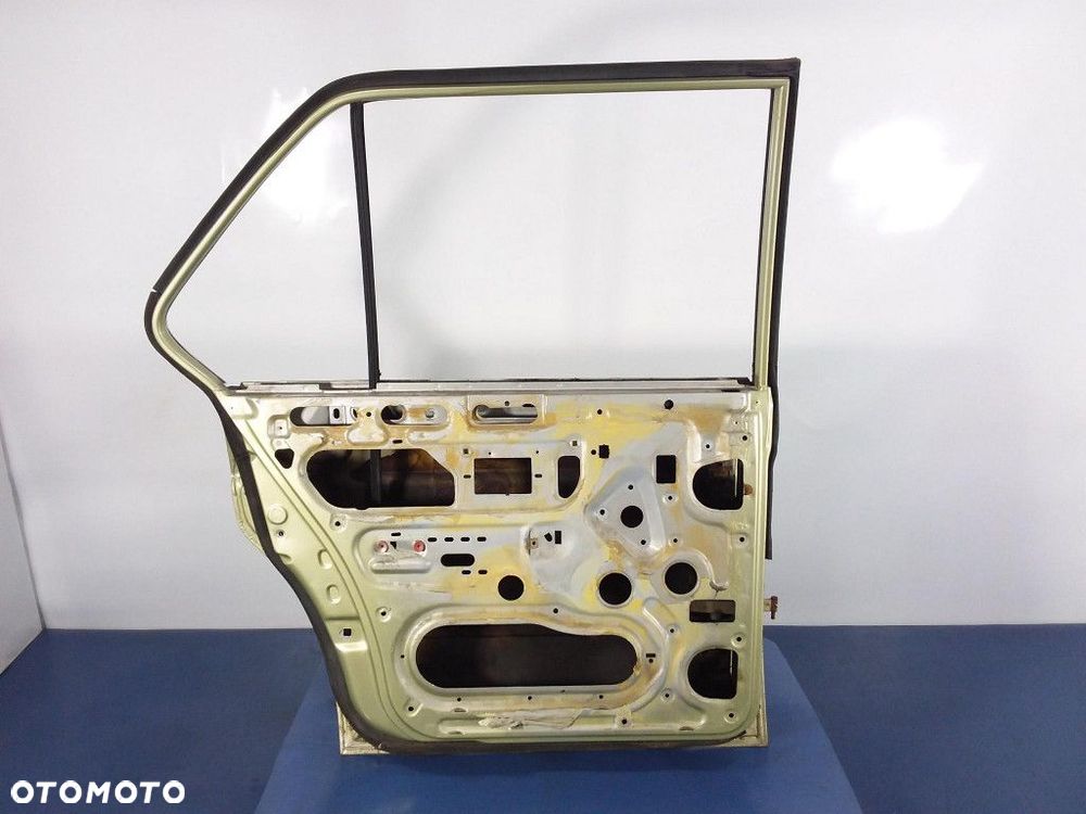 BMW 5 E12 72-81 DRZWI TYŁ TYLNE PRAWE - 6