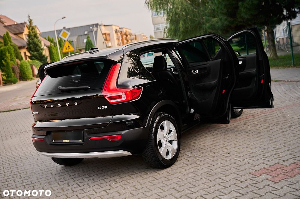 Volvo XC 40 D3 SCR R-Design - 31