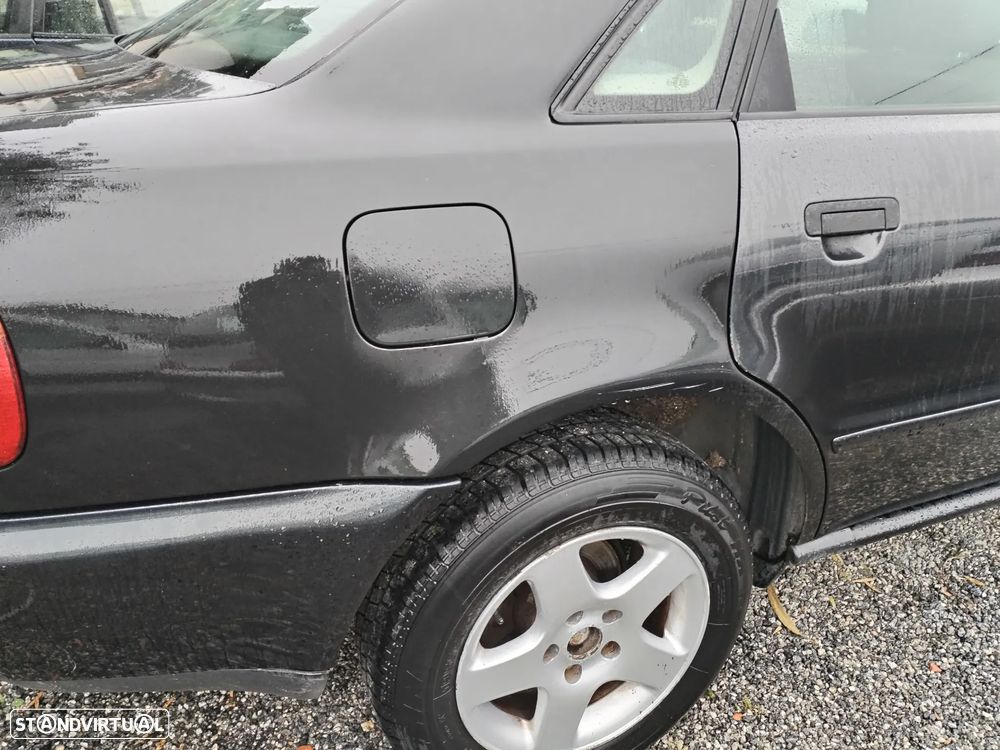 Audi A4 1.9 TDI Attraction - 8