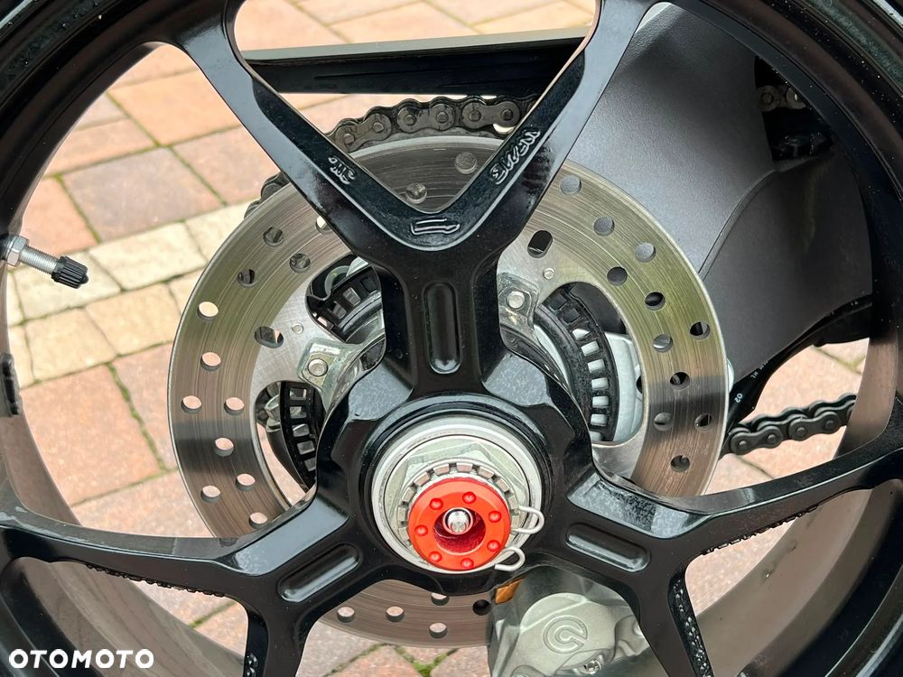 Ducati Hypermotard - 15