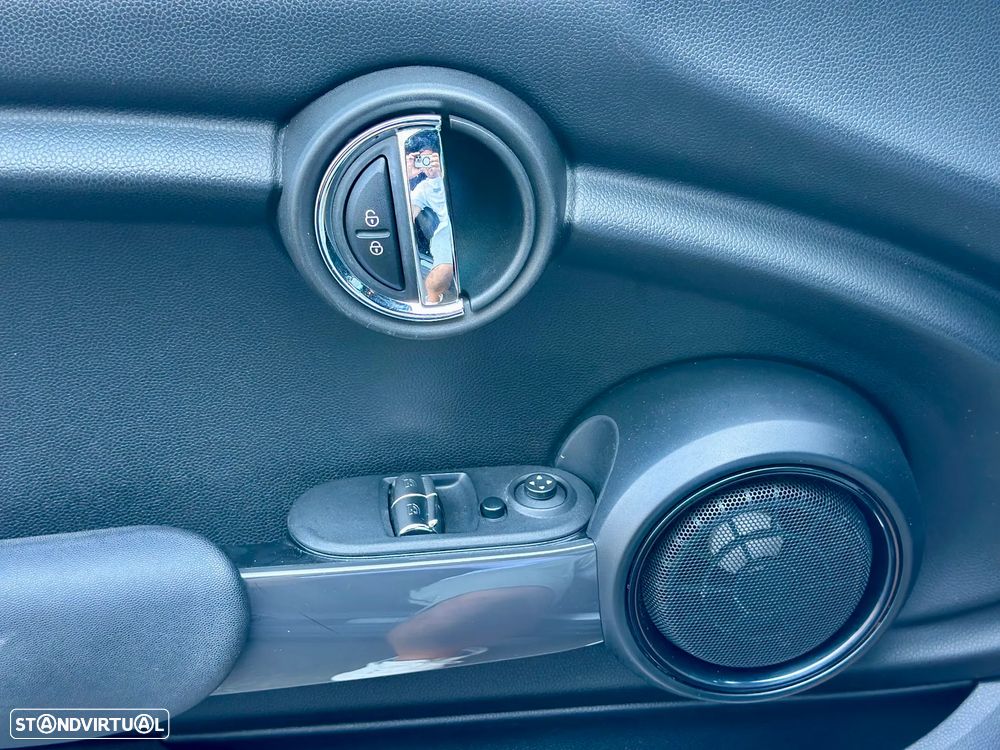 MINI 3 Portas - 27