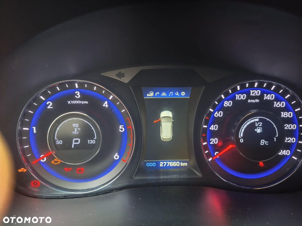 Hyundai i40 Kombi blue 1.7 CRDi DCT Premium - 34