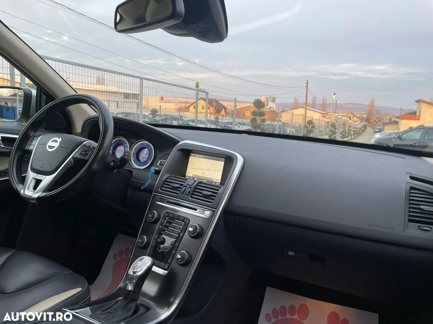 Volvo XC 60 D5 AWD Rdesign - 8