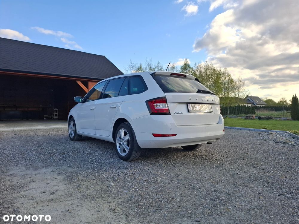 Skoda Fabia 1.0 TSI Ambition - 6