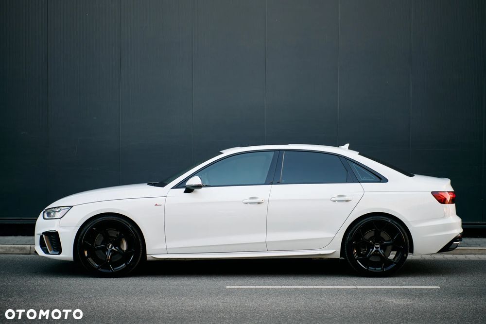 Audi A4 Limousine - 4