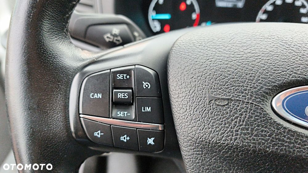 Ford Transit - 21