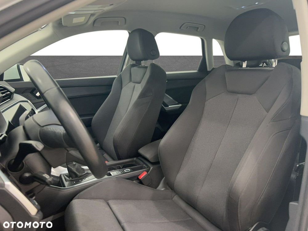 Audi Q3 35 TFSI mHEV S tronic - 16