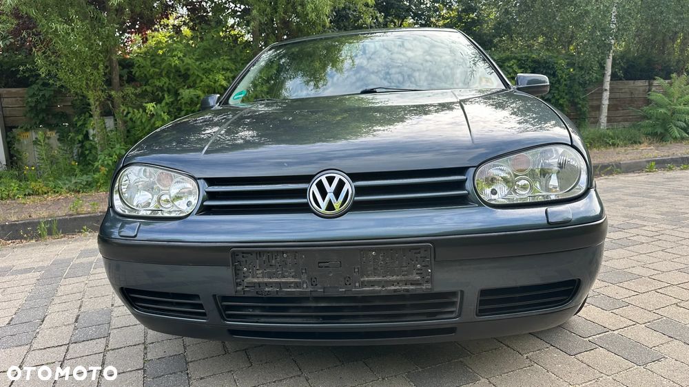 Volkswagen Golf - 30