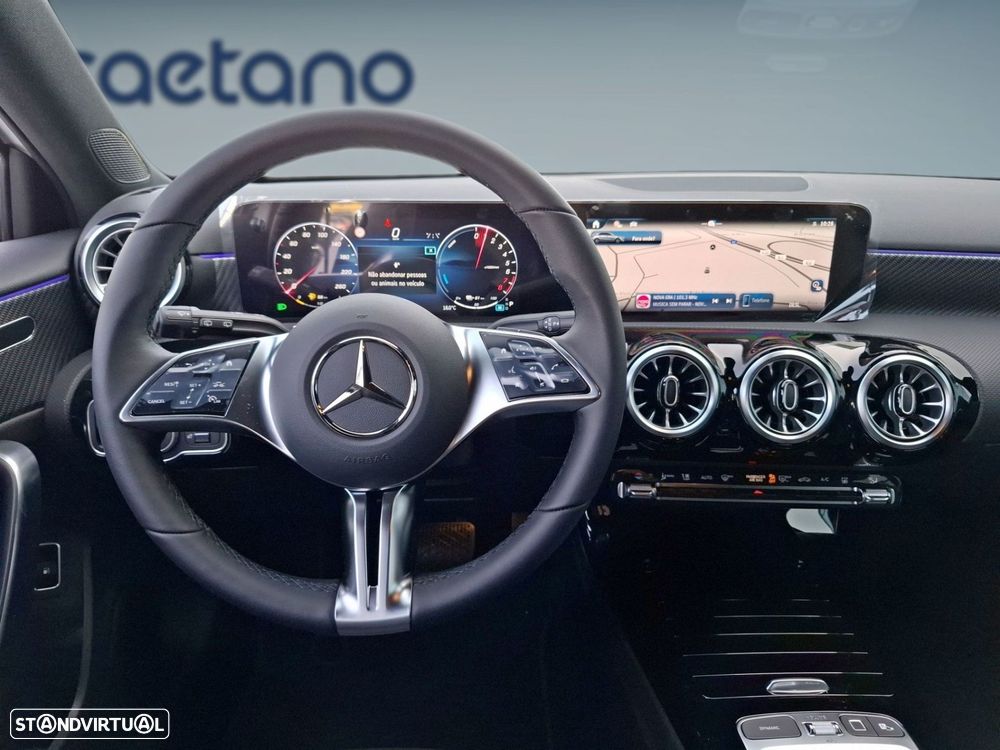 Mercedes-Benz A 250 e - 13