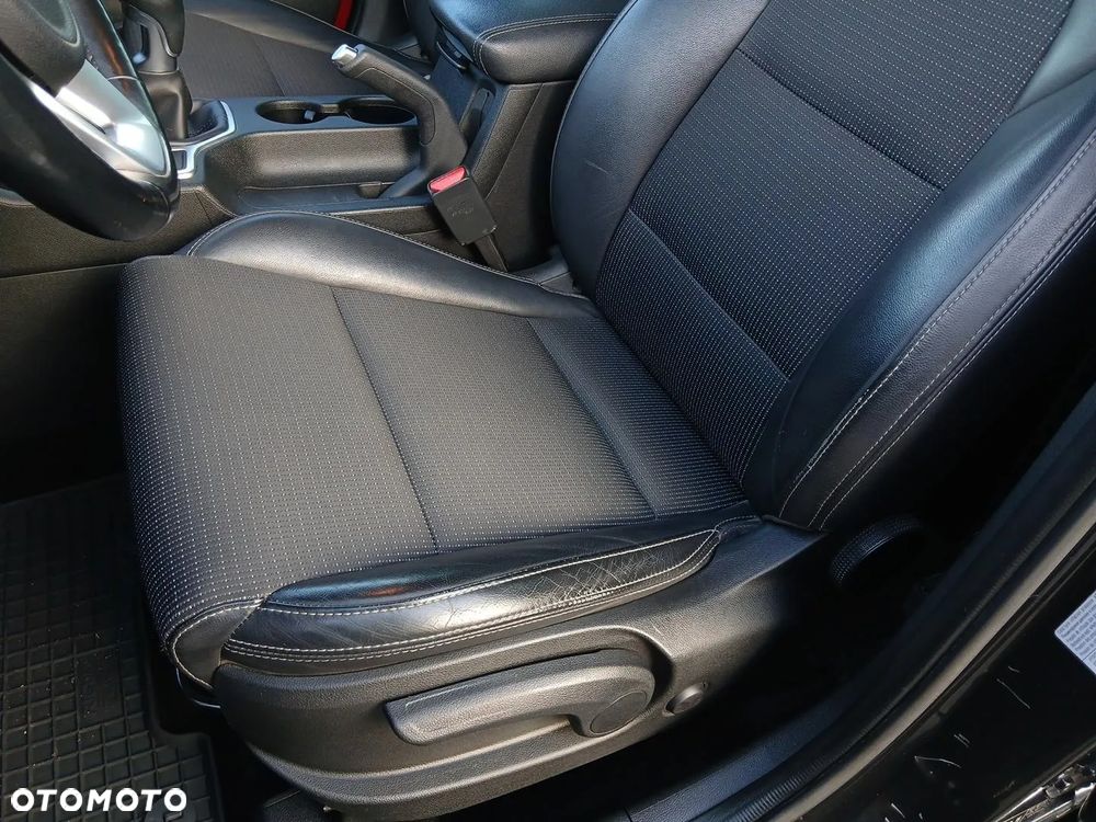 Kia Sportage 1.6 T-GDI Business Line 4WD - 27