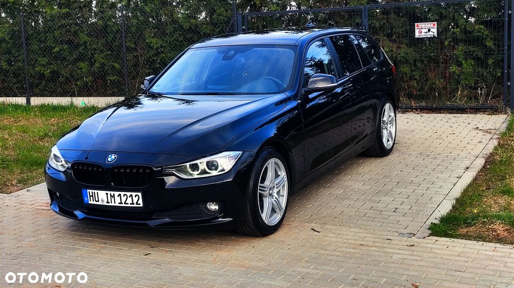 BMW Seria 3 320d - 33