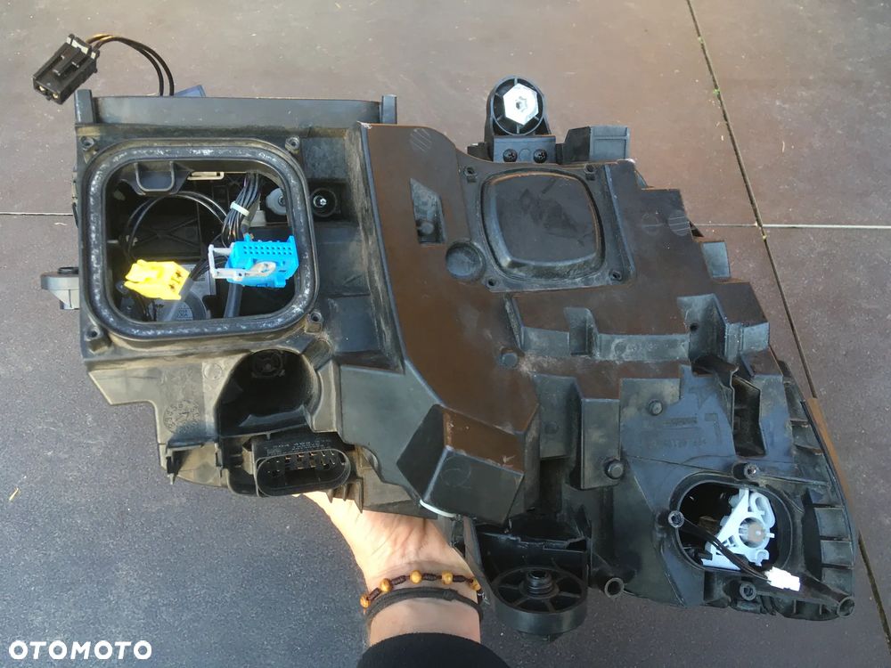 LAMPA PRZÓD LEWA REFLEKTOR LEWY Mercedes C KLASA W205 A205 14-18 A2059068701 ILS - 9