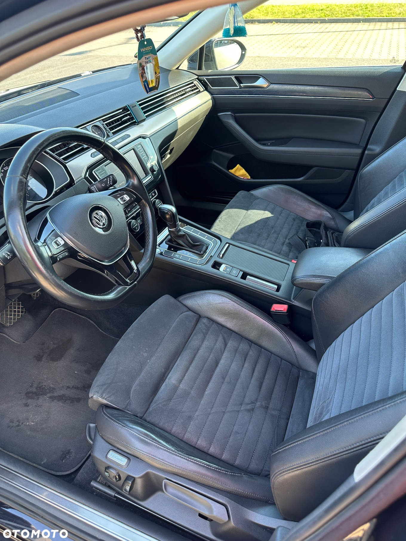 Volkswagen Passat 2.0 TDI BMT Highline DSG - 23
