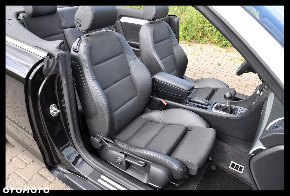 Audi A4 Cabrio 1.8T - 23