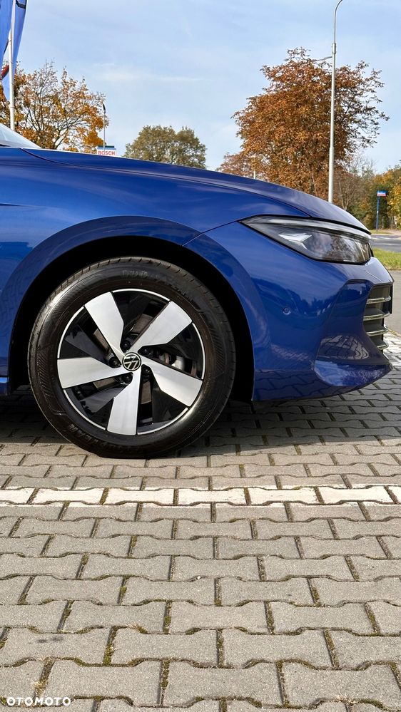 Volkswagen Passat - 2