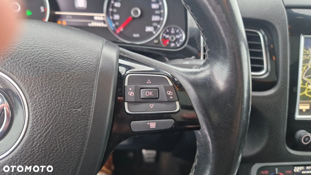 Volkswagen Touareg 4.2 V8 TDI DPF Automatik Exclusive - 23