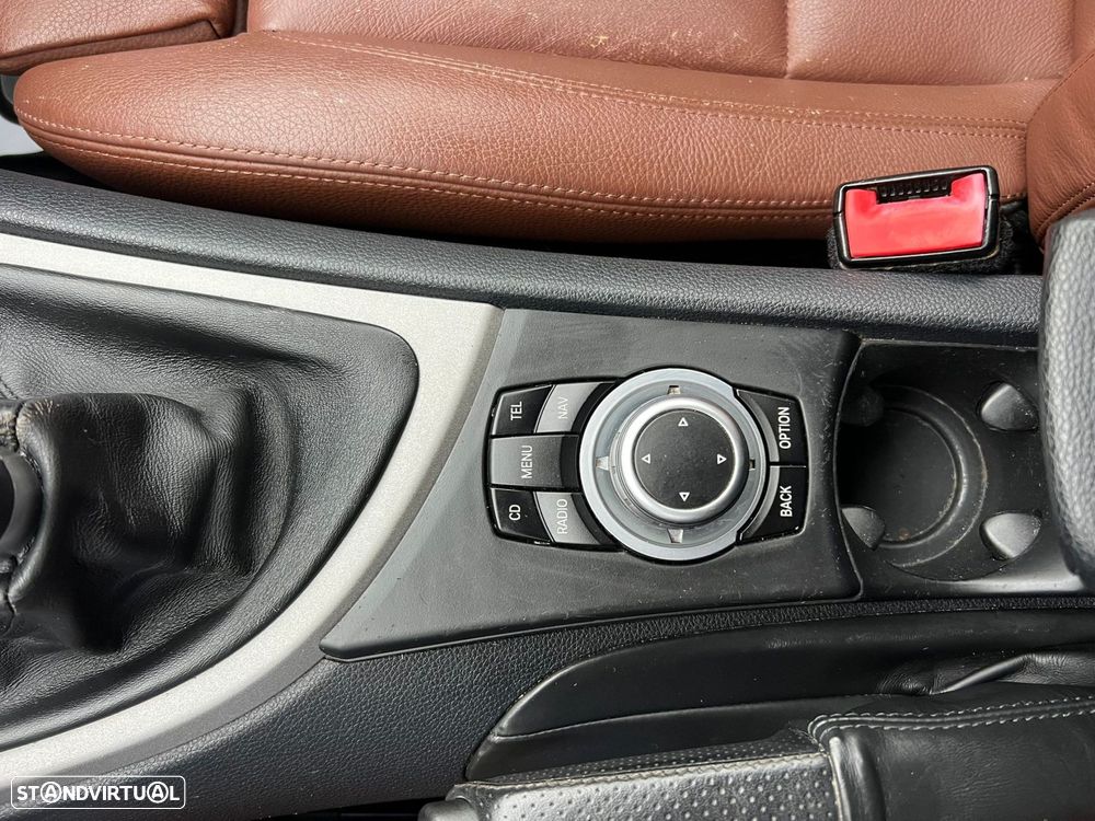 BMW 118 d Line Sport - 31