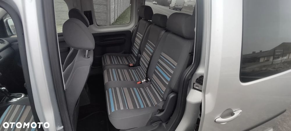 Volkswagen Caddy Comfortline Mixt DSG - 22