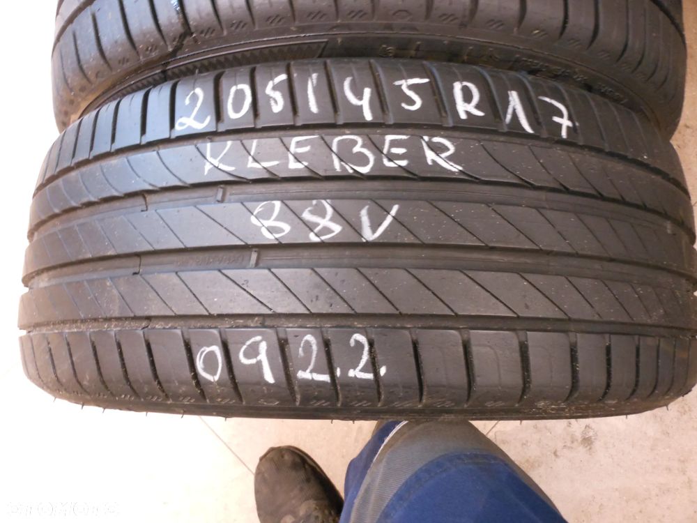 Opony 205/45r17 kleber dynaxer uhp 6,3mm lato para - 2