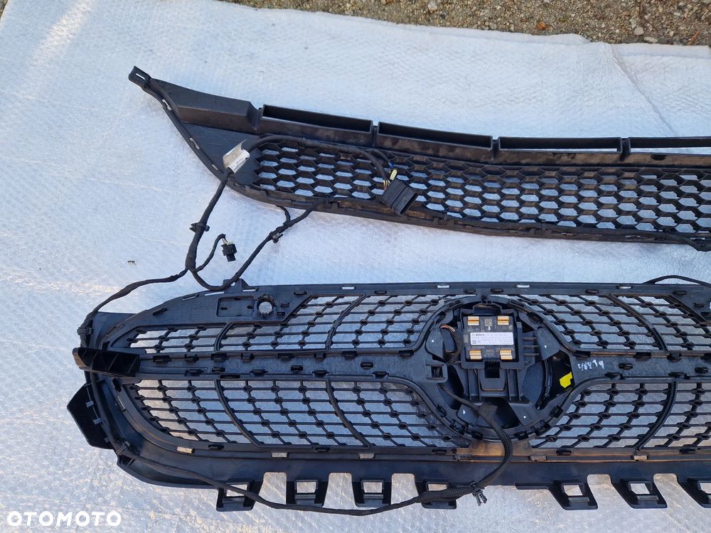 Mercedes A-Klasa W177 atrapa chłodnicy kratka instalacja radar komplet A1778880200 A1778859100 A0009058913 - 15