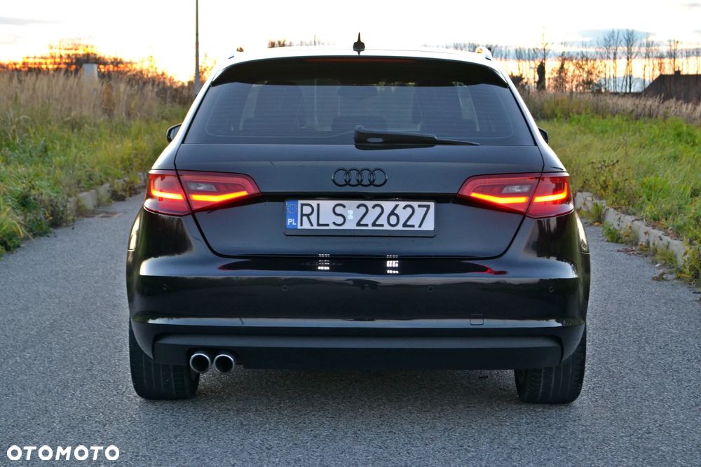 Audi A3 Sportback - 8