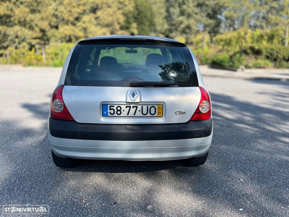 Renault Clio 1.5 dCi Confort Dynamique - 10