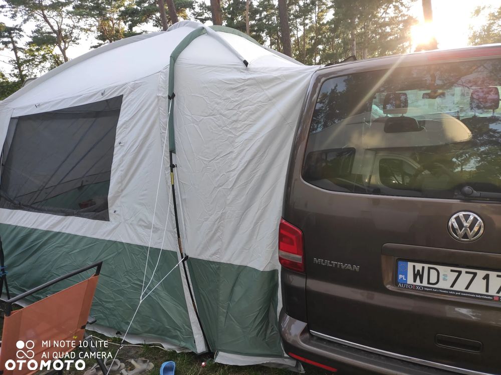 Volkswagen Multivan - 26