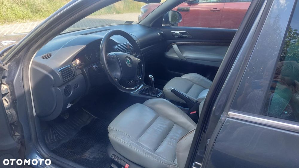 Skoda Superb 2.0 TDI DPF L&K - 10