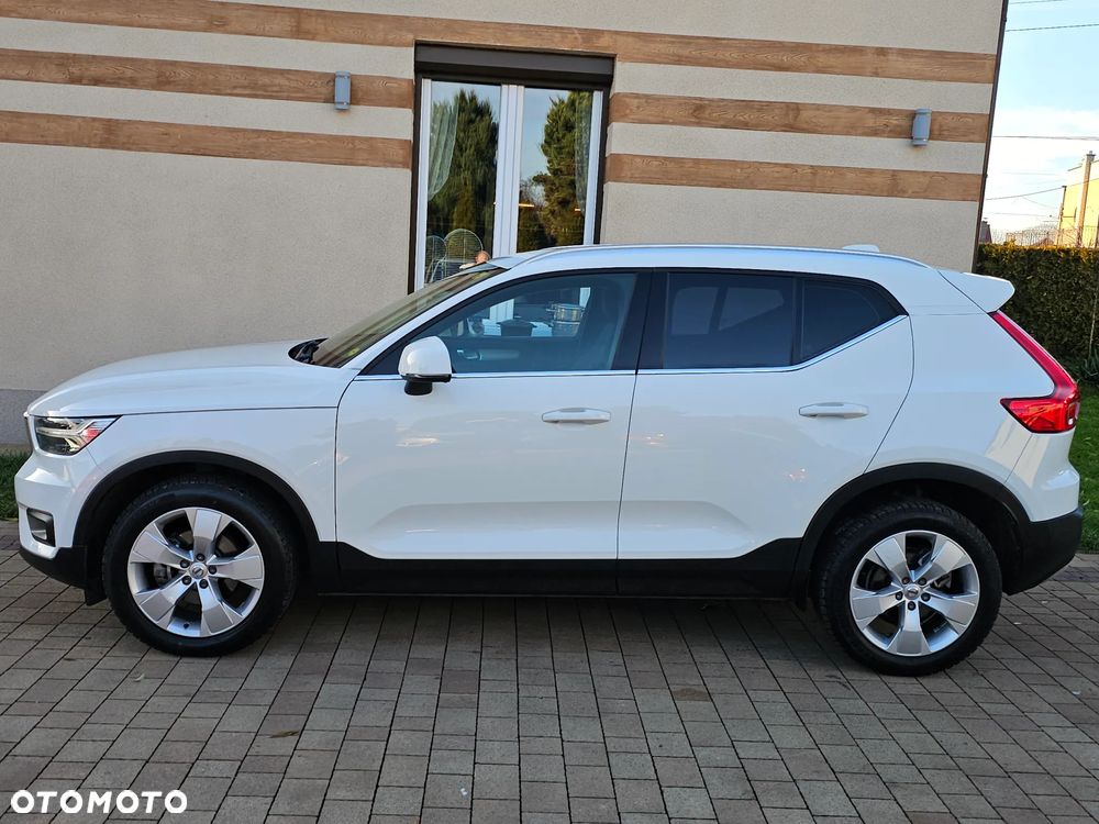 Volvo XC 40 D3 SCR Momentum - 14