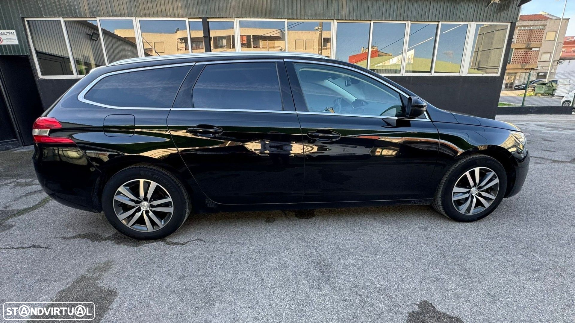 Peugeot 308 1.5 BlueHDi Allure Pack EAT8 - 4