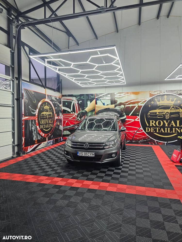 Volkswagen Tiguan 2.0 TDI 4Motion Track & Field - 1