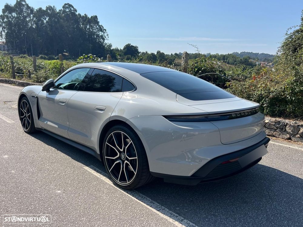 Porsche Taycan Standard - 3