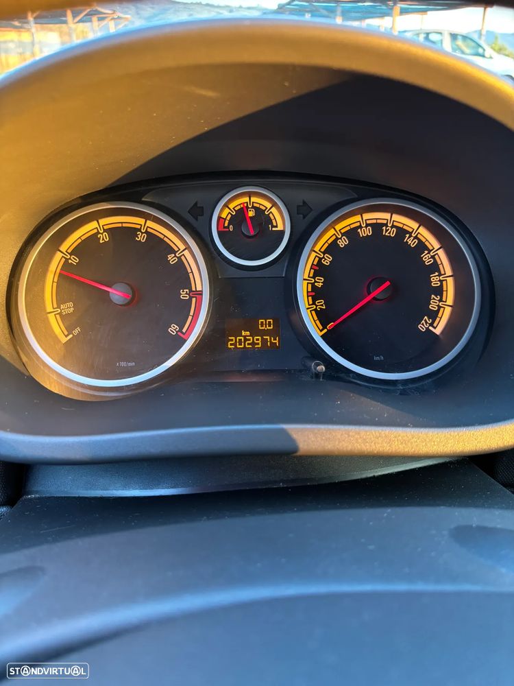 Opel Corsa - 10