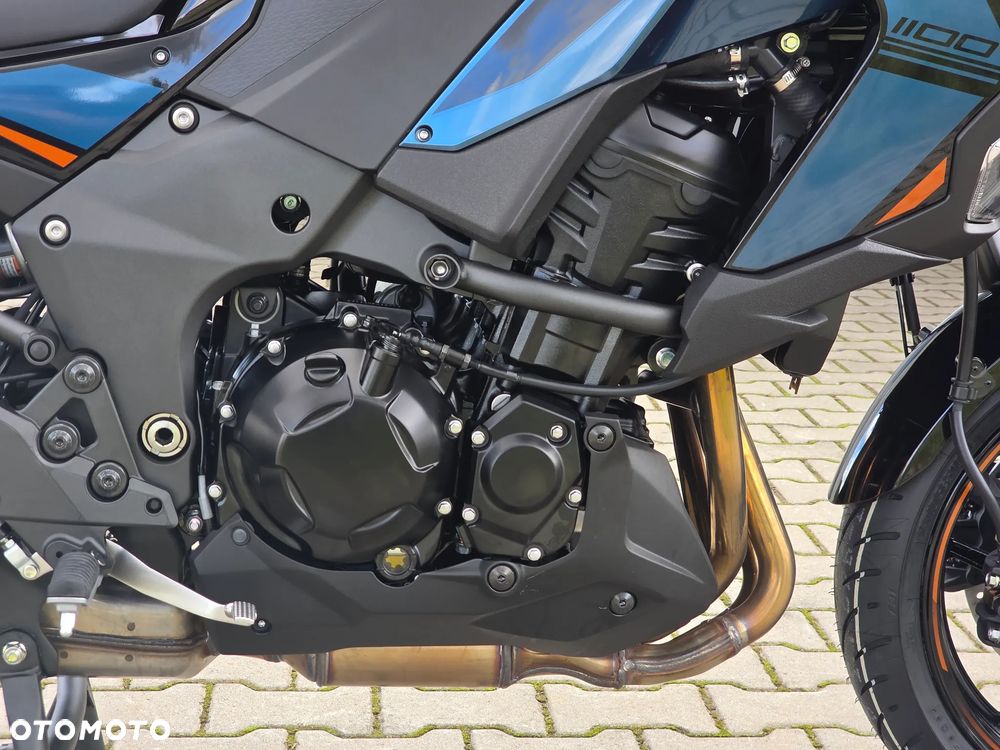 Kawasaki Versys 1000 - 9